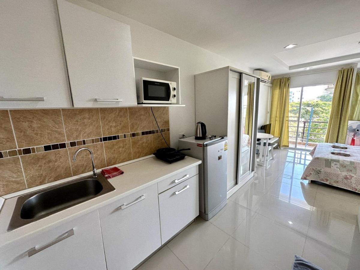 Beach 7 Condo Studio 012 Haat Jomtien Eksteriør bilde