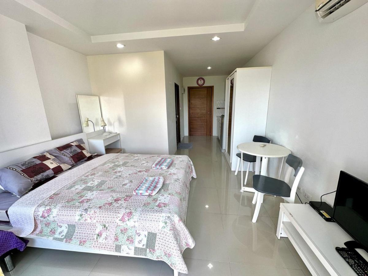 Beach 7 Condo Studio 012 Haat Jomtien Eksteriør bilde